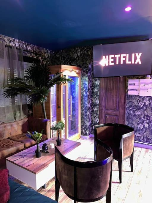 לה ואלט-דו-ואר Marbella Logement Privatif -Jacuzzi-Sauna מראה חיצוני תמונה